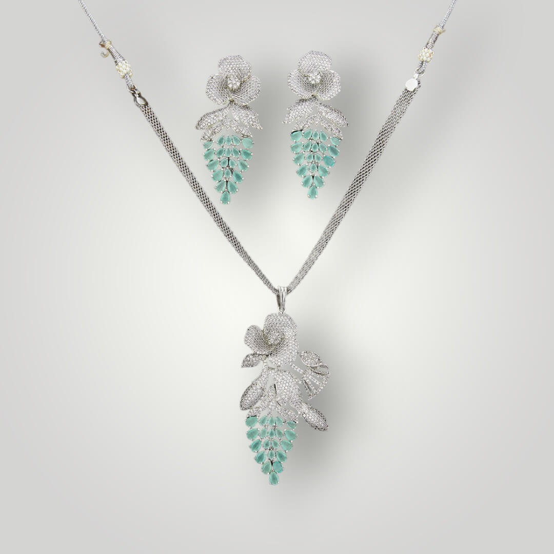 421602 - AD Rhodium Plated Classic Style Pendant Set