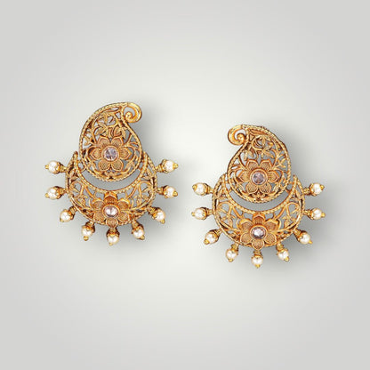 213864 - Antique Matte Gold Plated Chand Style Earring