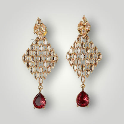 214812 - Antique Gold Plated Drop Style Earring