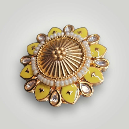 301235 - Kundan Gold Plated Classic Style Finger Ring